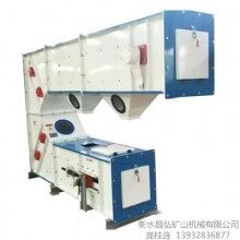 耐火材料專用Z型提升機，整機防爆，內(nèi)置強制通風(fēng)系統(tǒng)